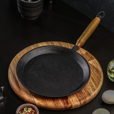 Сковорода блинная литая чугунная Magma, d=22 см, h=1,5 см, деревянная ручка No Brand