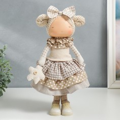 Кукла интерьерная "Малышка с бантом в волосах, с цветочком" 35,5х13,5х20 см No Brand