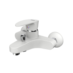 Белый смеситель для ванны Dorff Alpha D9010000WH