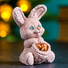 Фигура "Заяц с корзинкой" бежевый, 9х5х5см Хорошие сувениры