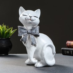 Фигура "Кот с бантом сидит" белый, 23х15см Хорошие сувениры
