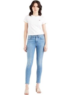 Джинсы женские Levis 18882-0468 голубые 24/32 Levis®