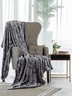 Плед МИНКЕР 150х200 100% микрофибра CLIMALAST 350 г/м2 серый Estia