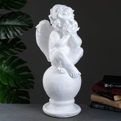 Фигура "Ангел на шаре" большой белый 26х27х64см Хорошие сувениры