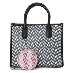 Дорожные и спортивные сумки Valentino