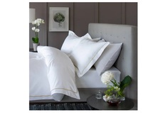 Комплект постельного белья intimate line gold 1,5-спальный (elhomme) белый 43x10x32 см.