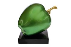 Статуэтка зелёное яблоко (garda decor) зеленый 13x16x18 см.
