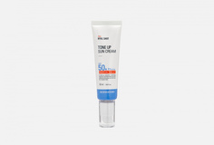 Солнцезащитный тональный крем для лица SPF50+ PA+++