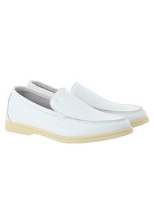 Лоферы мужские ANDREA VENTURA FIRENZE 116719 белые 44 EU
