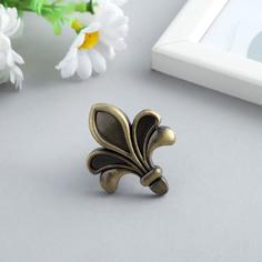 Ручка для шкатулки металл "Геральдическая лилия" бронза 3,5х4,3х2,3 см Арт Узор