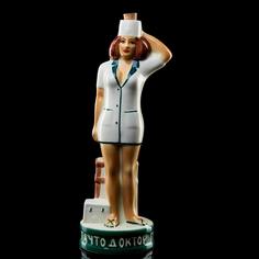 Штоф фарфоровый "Медсестра" Russia The Great