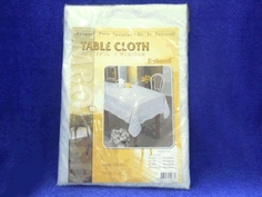 Скатерть ПВХ арт.С371 Embossed 150*264см белая No Brand