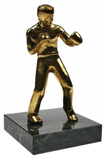 Фигурка из бронзы "Кикбоксер" выс.11см ООО ПСП