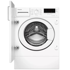 Встраиваемая стиральная машина HotPoint BI WMHD 7282 V