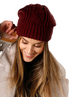 Шапка бини женская Siberika Бетти бордовая р. ONE SIZE