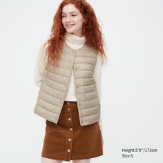 Утепленный жилет женский UNIQLO 453275COL32 бежевый S (доставка из-за рубежа)
