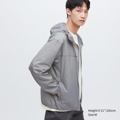 Ветровка мужская UNIQLO 453773COL03 серая 3XL (доставка из-за рубежа)
