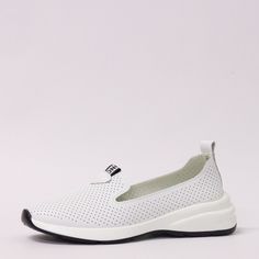 Слипоны женские COVANI JXS23-BSLM1-009A белые 38 RU