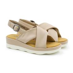 Сандалии женские Clarks Clara Cove 26164719 бежевые 37 EU