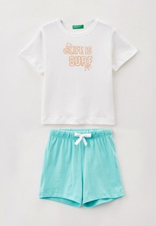 Футболка и шорты United Colors of Benetton