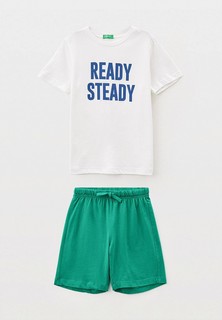 Футболка и шорты United Colors of Benetton