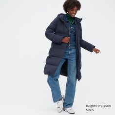 Пуховик женский UNIQLO 450490COL69 синий XS (доставка из-за рубежа)
