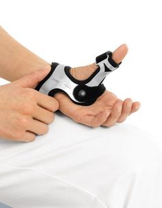 Иммобилизация большого пальца кисти Rhizomed R140-3, Правая Medi, р.L черный