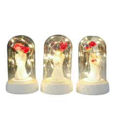 Сувенир полистоун свет Ангел с красными розами МИКС 6х6х9,5 см No Brand