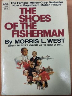 Книга The Shoes of the Fisherman Dell