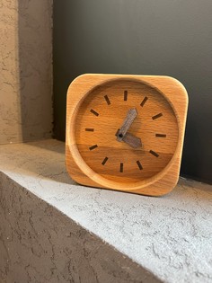Настольные интерьерные деревянные часы Quadrat Time PlatoS Домик Черный