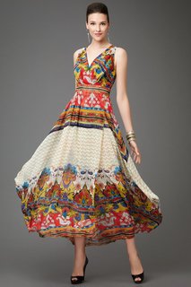 Платье женское Арт-Деко P-832 бежевое 48 RU