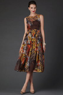 Платье женское Арт-Деко P-770 коричневое 44 RU