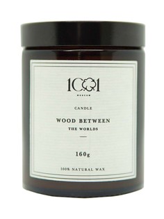 Ароматическая свеча Wood Between The Worlds массажная с ароматом бергамота и апельсина 1001 Moscow