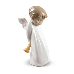 Фигурка Nao Застенчивый ангелочек 17х7х10 см