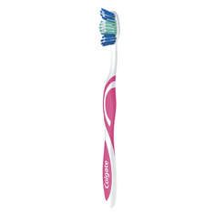 Зубная щетка Colgate Тройное действие 1+1