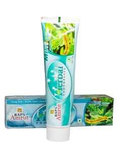 Зубная паста Baps Amrut травяная с мятой 150 г