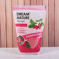 Ароматизированная соль с пеной для ванн "Земляника", 900 г Dream Nature