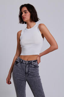 Топ женский Incity 1.1.1.22.01.05.02078 белый M