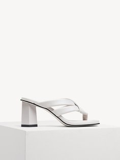 Шлепанцы женские Tamaris 1-1-27230-28 белые 38 RU