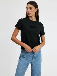 Футболка женская Levis A1209-0005 черная S Levis®