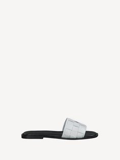 Шлепанцы женские Tamaris 1-1-27122-28 белые 41 RU