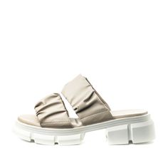 Сабо женские INSTREET 119-21WK-084SS бежевые 36 RU