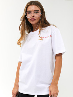 Футболка женская Little Secret uz200422 белая One Size