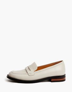 Лоферы женские Mascotte 233-311711 серые 37 RU