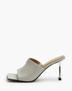 Сабо женские Mascotte 175-3182813 серые 38 RU