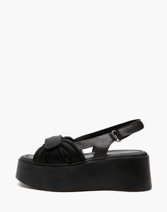 Босоножки женские Mascotte 233-3183715-2402 черные 36 RU