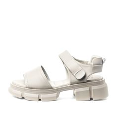 Босоножки женские INSTREET 119-21WK-092SS бежевые 36 RU