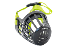 Намордник пластиковый №3 PetTails, обхват морды 20см, длина корзины 5см (Лабрадор)