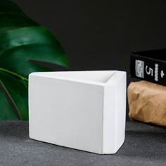 Цветочный горшок Хорошие сувениры Треугольник Р00013442 0,15 л белый 1 шт.