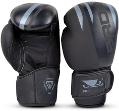 Боксерские перчатки Bad Boy Pro Series Advanced Boxing Gloves Black/Grey 10 унций